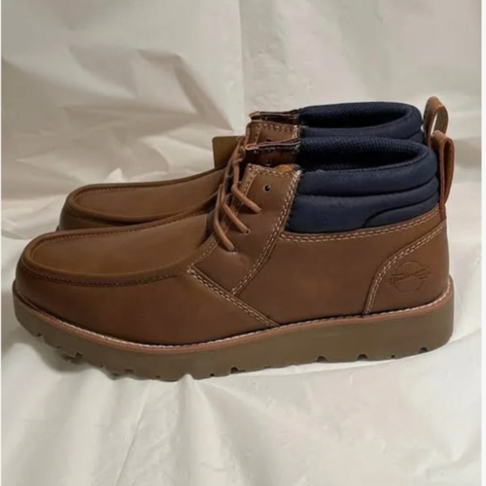 NWT Weather Proof Vintage Men’s Brown Chester Ankle Boots Size 11 Medium.